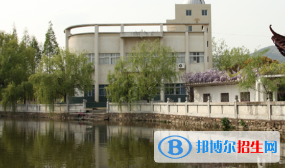 江淮工業(yè)學校2021年招生辦聯系電話 