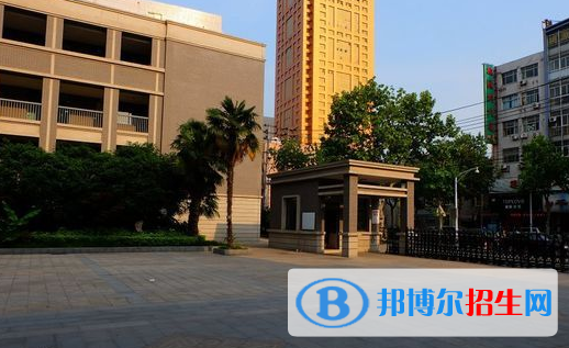 南京第三高級中學2021年學費、收費多少