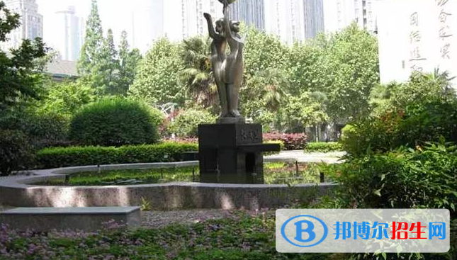 南京市第九中學震旦校區(qū)2021年學費、收費多少