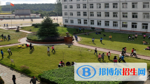 桐城中華職業(yè)學校2021年招生辦聯(lián)系電話