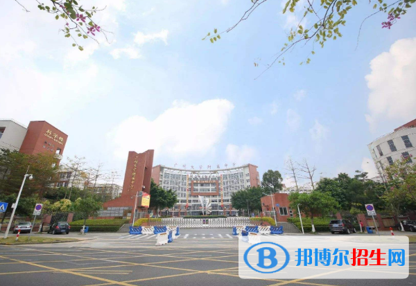 廣州大學(xué)附屬中學(xué)怎么樣、好不好