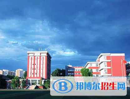 承德第二中學(xué)2021年報(bào)名條件、招生要求、招生對象