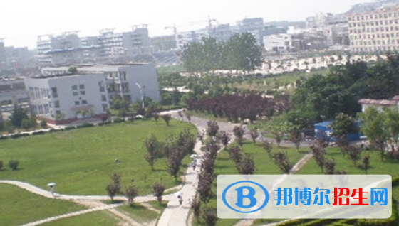 阜陽(yáng)職業(yè)技術(shù)學(xué)院2021年報(bào)名條件、招生要求、招生對(duì)象