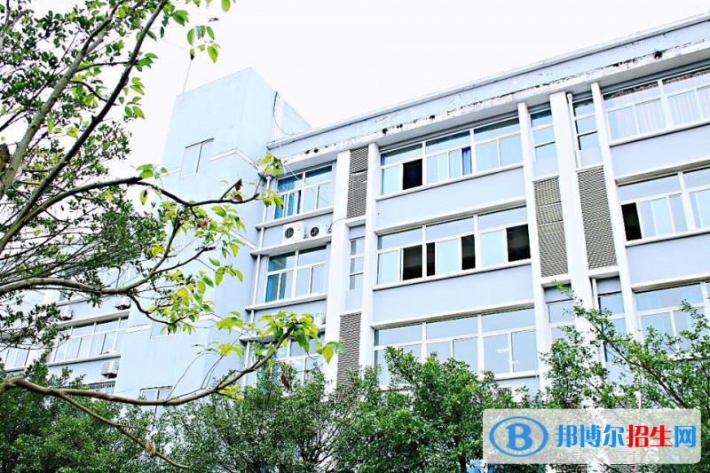 重慶市銅梁職業(yè)教育中心怎么樣、好不好