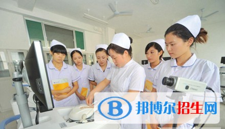 成都2021年職高好還是衛(wèi)校好