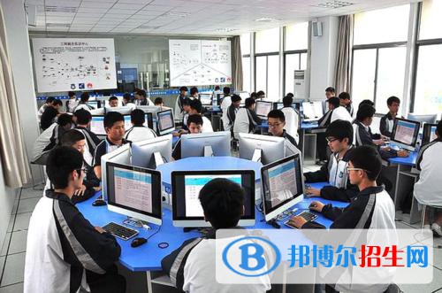貴州2021年計算機學(xué)校比較好的大專學(xué)校