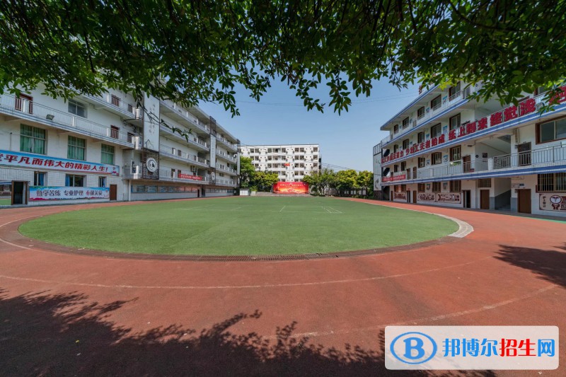 重慶2021年讀幼師學(xué)?？梢钥即髮W(xué)嗎