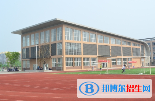 成都2021年中專(zhuān)學(xué)校好還是職高好