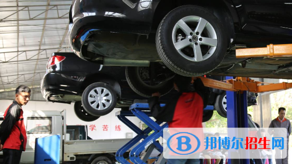 貴州2021年汽修學校理論包括什么