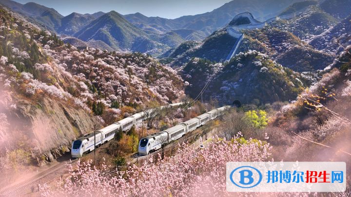 廣西2021年鐵路學(xué)校的分數(shù)線