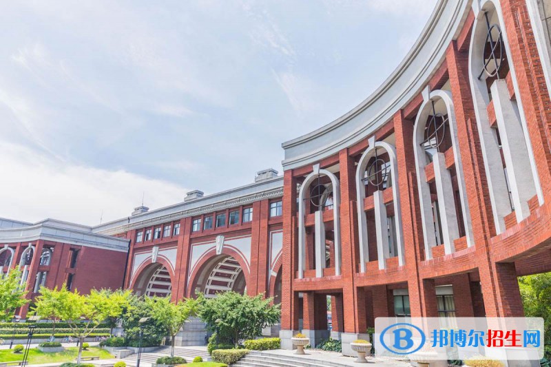 重慶2022年護(hù)理學(xué)校比較好的大專學(xué)校
