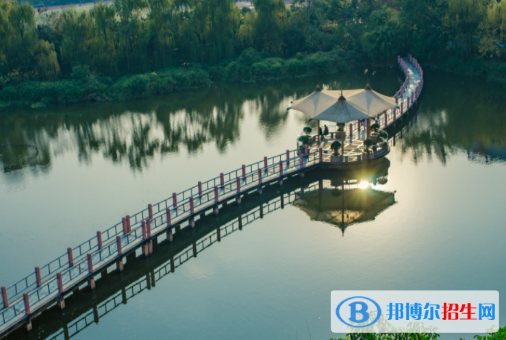成都2021年沒初中畢業(yè)能讀中專學(xué)校