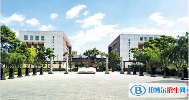 昆明市衛(wèi)生學(xué)校2021年報(bào)名條件、招生要求