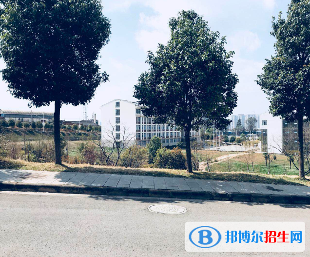 開遠(yuǎn)第一職業(yè)高級(jí)中學(xué)2021年招生錄取分?jǐn)?shù)線