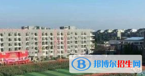 蓬安縣巨龍職業(yè)中學(xué)怎么樣、好不好