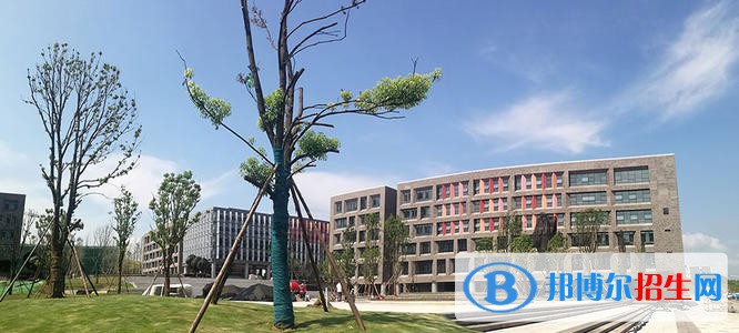 四川衛(wèi)生康復職業(yè)學院五年制大專2021年招生錄取分數(shù)線