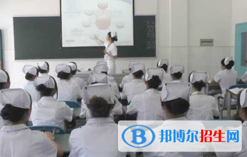 大連醫(yī)科大學附屬衛(wèi)生學校2022年怎么樣、好不好