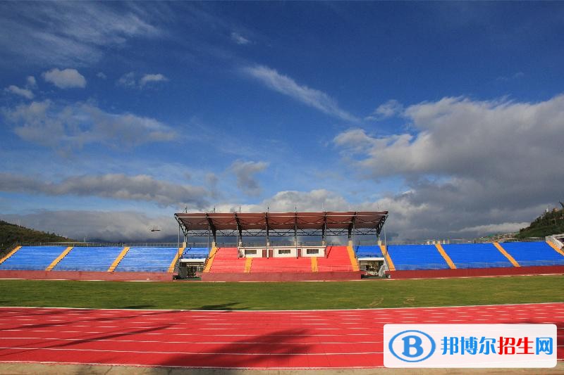 大理護理職業(yè)學院五年制大專2021年招生辦聯(lián)系電話