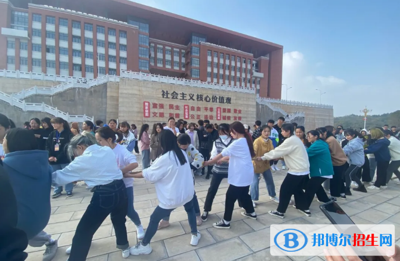 云南能源職業(yè)技術(shù)學(xué)院五年制大專2021年學(xué)費(fèi)、收費(fèi)多少