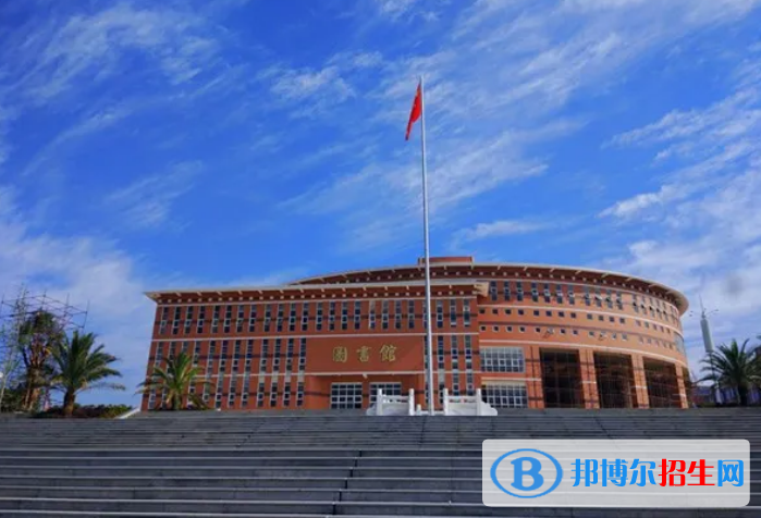 保山中醫(yī)藥高等專科學(xué)校五年制大專2021年招生辦聯(lián)系電話