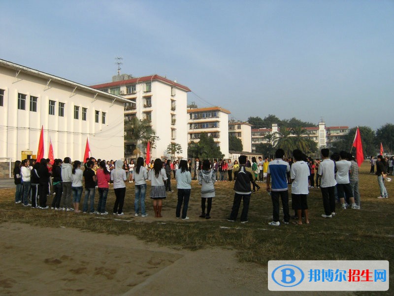 西雙版納職業(yè)技術(shù)學(xué)院五年制大專(zhuān)地址在哪里