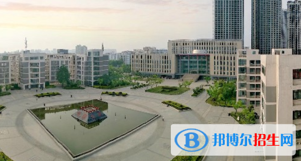 亳州職業(yè)技術(shù)學(xué)院2021年招生辦聯(lián)系電話