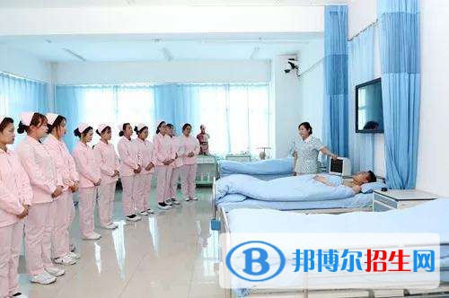重慶2022年護理學校學什么好找工作