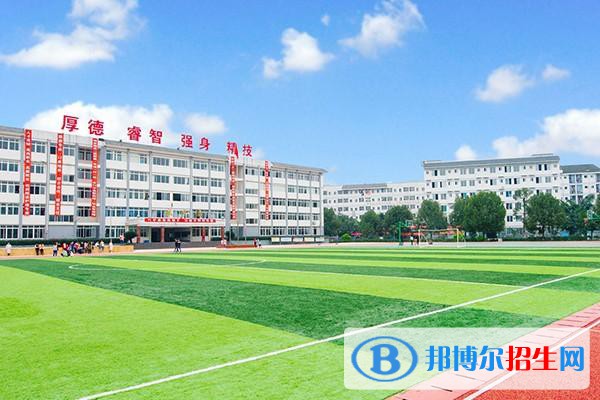 廣西2021年中專學校是大專嗎
