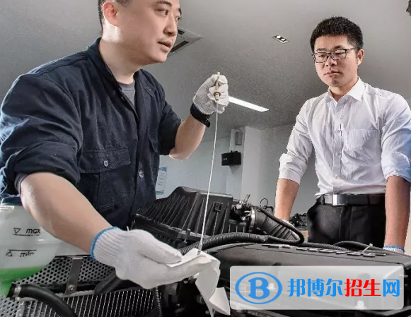 貴陽2021年汽修學(xué)校中專升大?？际裁? width=