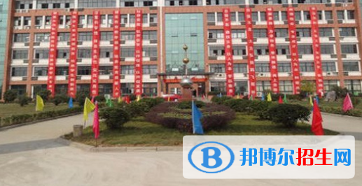 六安市鵬飛職業(yè)中專學(xué)校怎么樣、好不好