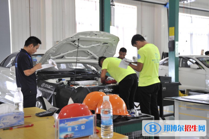 廣東2021年好一點的汽修學校大專學校