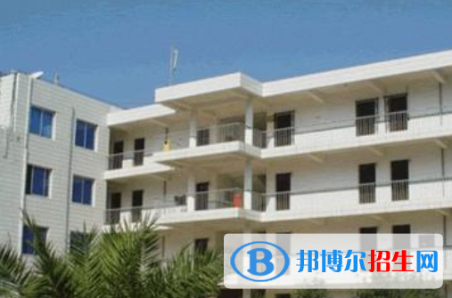 浙江2021年中專(zhuān)文憑和高中文憑哪個(gè)好