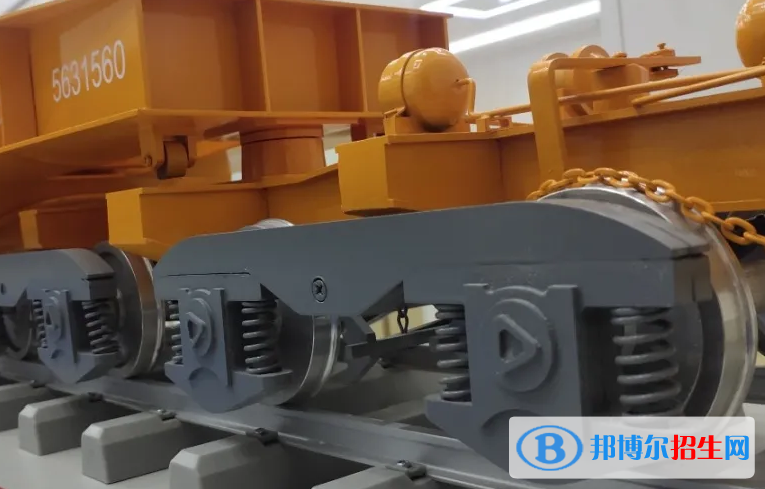 貴陽(yáng)2021年初中生可以上的軌道交通學(xué)校