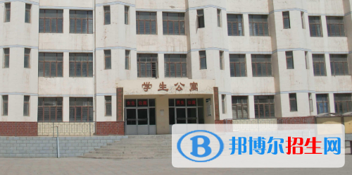蘭州2021年高中畢業(yè)讀中專學(xué)校好嗎