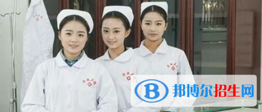 成都2021年怎么讀護(hù)理學(xué)校