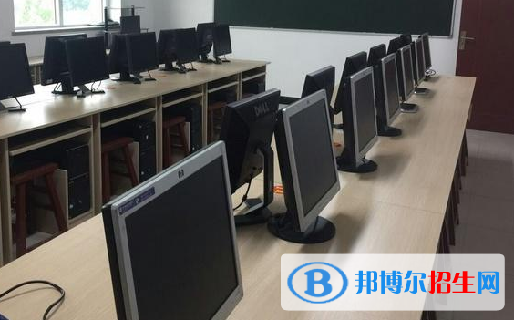 浙江2021年計(jì)算機(jī)學(xué)校在哪兒