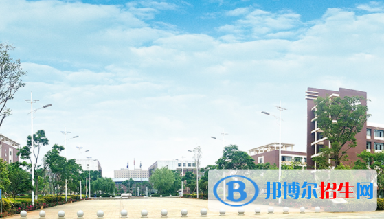 昆明衛(wèi)生學(xué)校