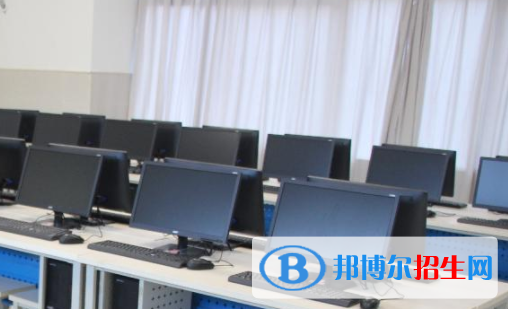 杭州2021年計算機(jī)學(xué)校需要學(xué)習(xí)哪些知識