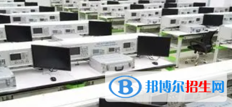四川2021年讀計算機學(xué)校哪個專業(yè)好