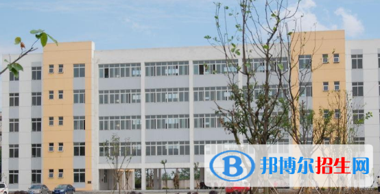 西安衛(wèi)生學校2022年招生辦聯(lián)系電話