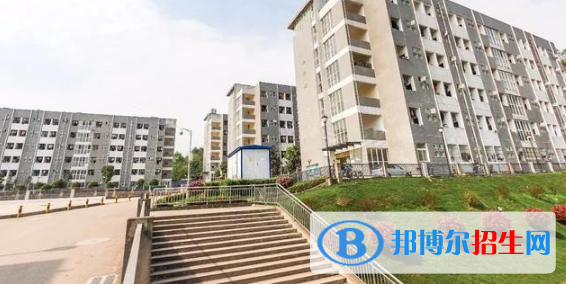 西安衛(wèi)生學(xué)校2022年報(bào)名條件、招生要求、招生對象
