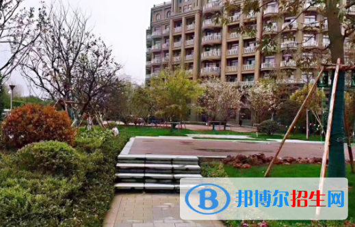 浙江新世紀經貿專修學院