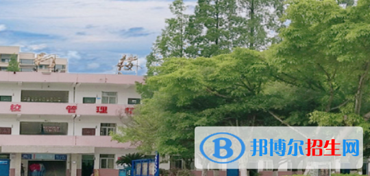 四川2022年女生上什么計算機(jī)學(xué)校好