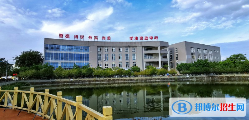 四川2022年中專學(xué)校什么學(xué)歷