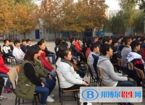 邯鄲工業(yè)學(xué)校2022年報名條件、招生要求、招生對象