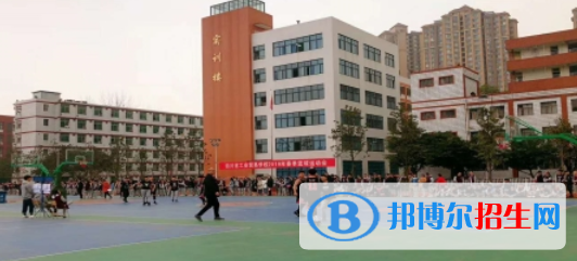 四川省工業(yè)貿易學校2022年宿舍條件