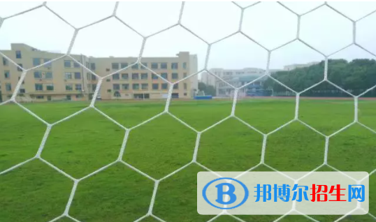 椒江區(qū)職業(yè)中等專業(yè)學(xué)校8