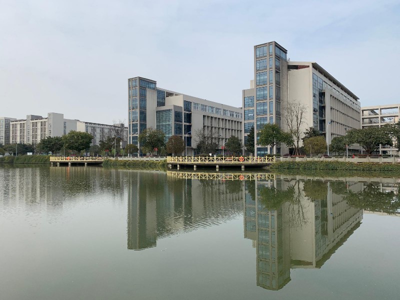 德陽科貿(mào)職業(yè)學(xué)院怎么樣、好不好