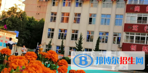 成都2022年有哪些計算機學校比較好就業(yè)