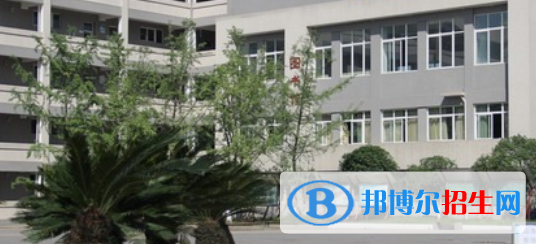 成都2022年女生讀什么計算機學校